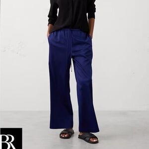 WIDE-LEG CRINKLED SATIN PULL-ON PANT